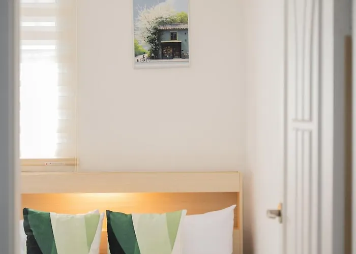 Lumi House