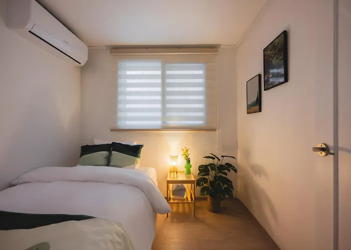 Lumi House Apartment